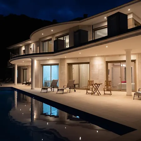 Gran Piscina Hidromasaje Playa Privada Y Sauna