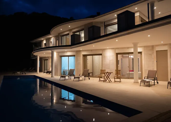 Gran Piscina Hidromasaje Playa Privada Y Sauna